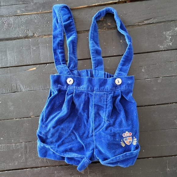 Vintage Royal Blue Velvet Suspender Shorts Outfit Baby Boy 6-9 Months Crest Vtg - Picture 1 of 5